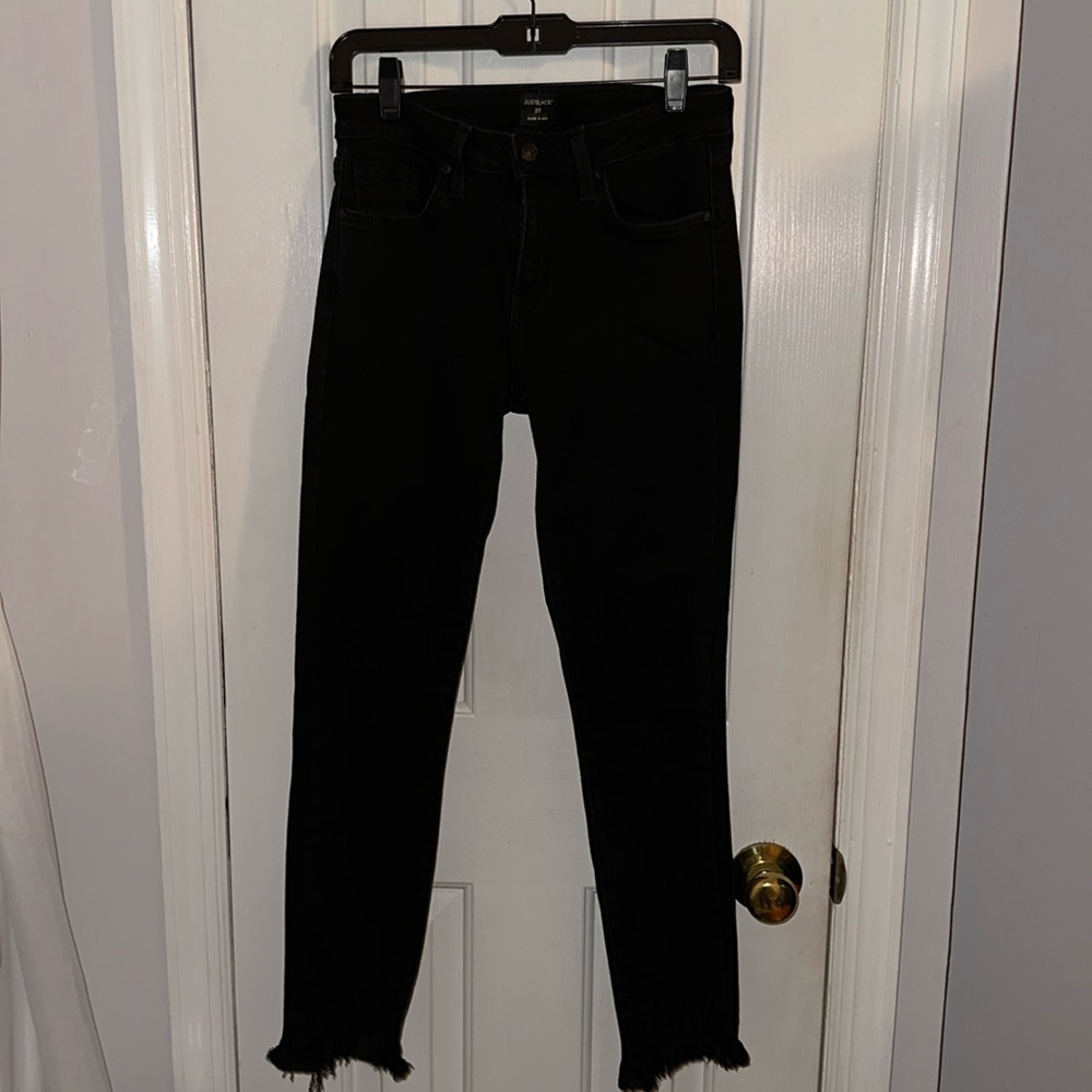 Just Black - Black Skinny Jeans w Frayed Bottom